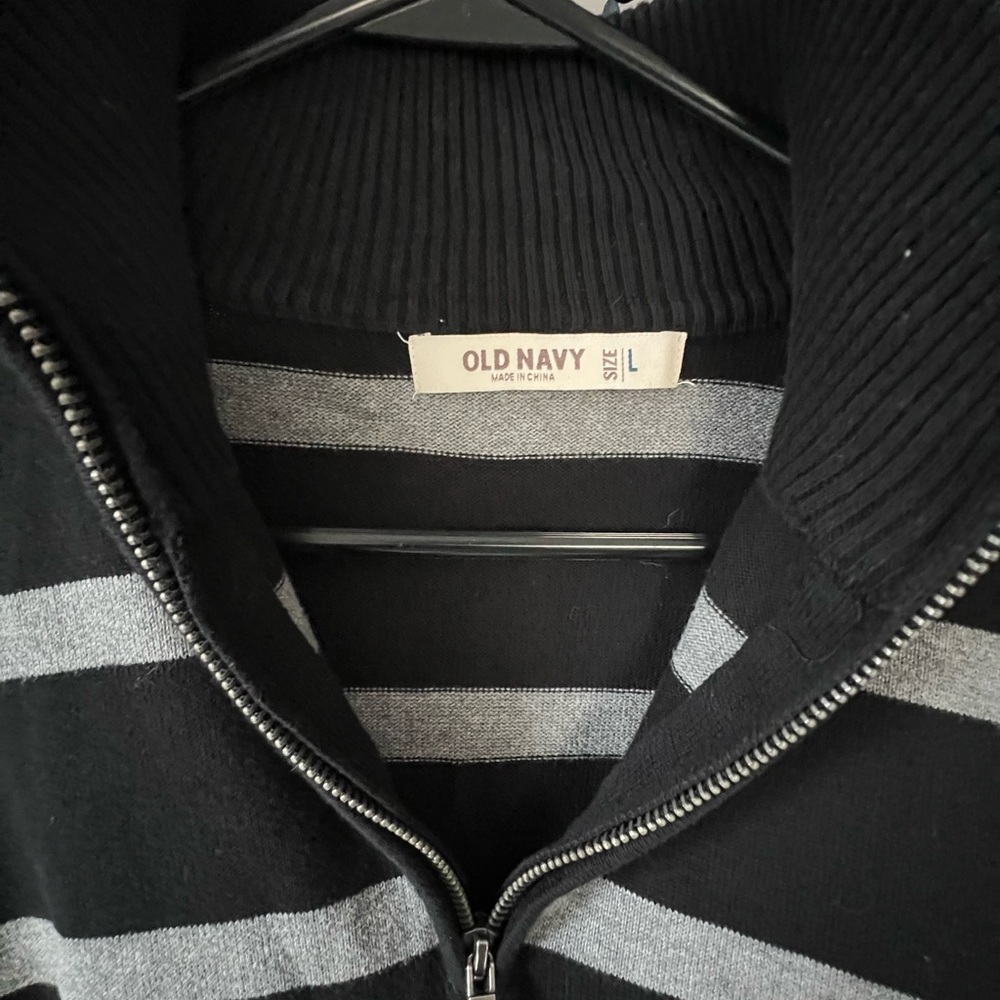 Old Navy Sweater